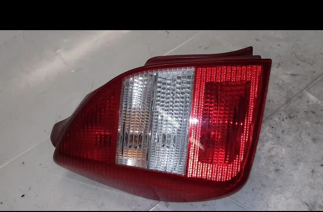 Feu arrière gauche Citroën C2 (JM_) 1.4 hdi (2003-2009) 3 portes occasion