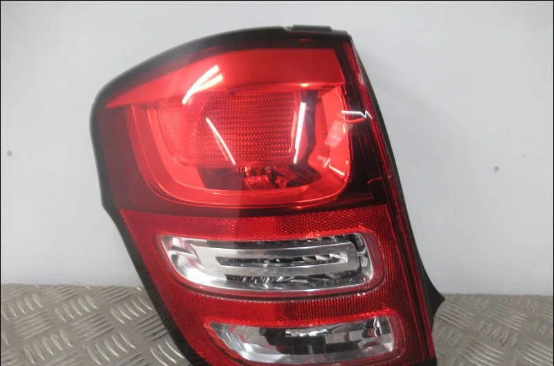 Feu arrière gauche Citroen C3 II (SC_) 1.1 i (2009-2013) occasion