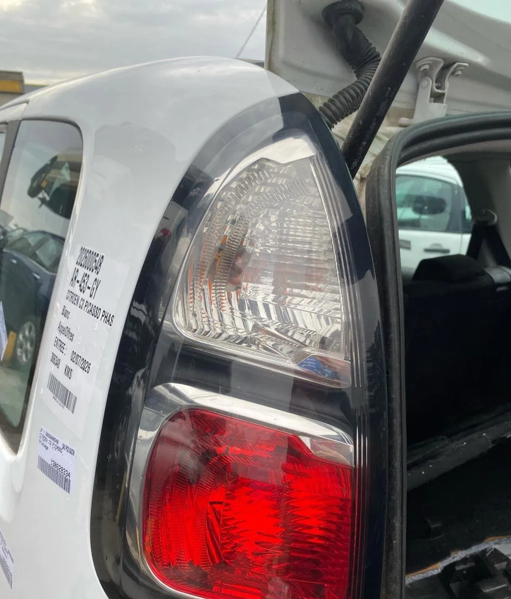 Feu arrière gauche CITROEN C3 PICASSO PHASE 1 occasion