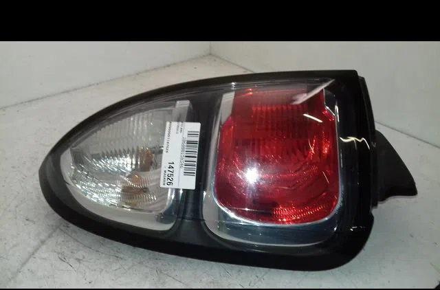 Feu arrière gauche Citroën C3 PICASSO (SH_) 1.6 hdi (2009) occasion