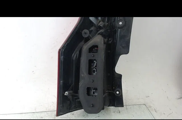 Feu arrière gauche Citroën C4 GRAND PICASSO I (UA_) 1.8 i 16v (2006-2010) 5 portes occasion