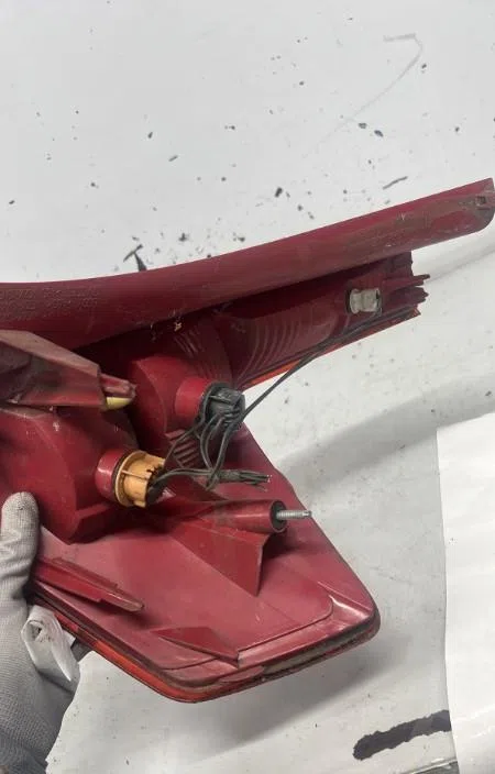 Feu arrière gauche Citroen C4 I (LC_) 1.6 16v (2004-2011) 5 portes occasion