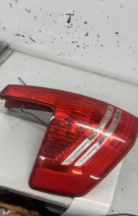 Feu arrière gauche Citroen C4 I (LC_) 1.6 16v (2004-2011) 5 portes occasion