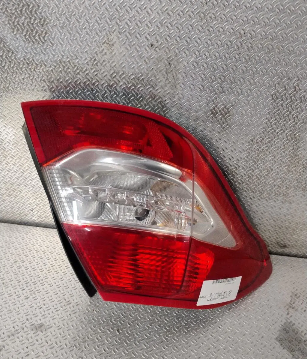 Feu arrière gauche Citroen C4 II (NC_) 1.6 hdi 110 (2009) 5 portes occasion