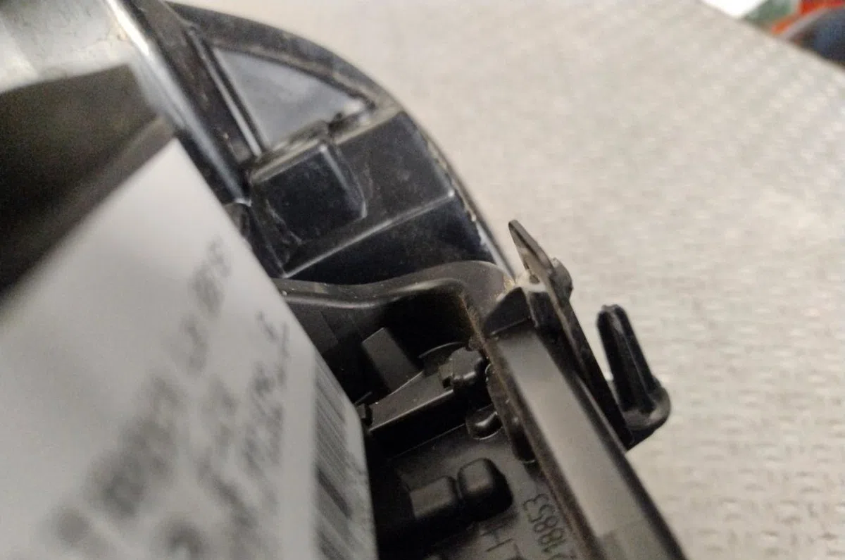 Feu arrière gauche Citroen C4 III (BA_, BB_, BC_) E-c4 (bczkxc) (2020) occasion
