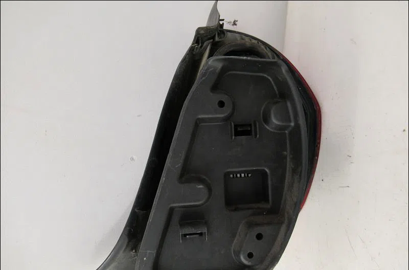 Feu arrière gauche Citroen C5 I (DC_) 2.2 hdi (dc4hxb, dc4hxe) (2001-2004) occasion