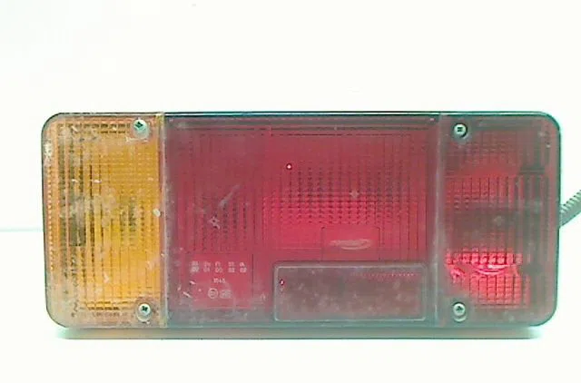 Feu arrière gauche Citroën JUMPER Camion plate-forme-Châssis 2.2 hdi 100 (2006) occasion