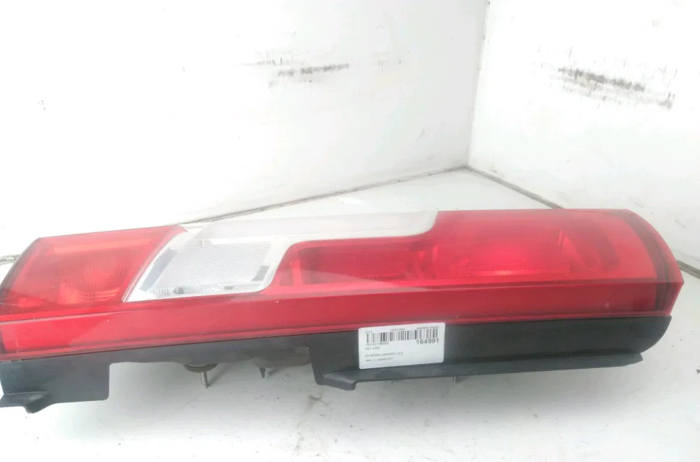 Feu arrière gauche Citroen JUMPER Camionnette 2.0 bluehdi 130 (2015-2019) occasion