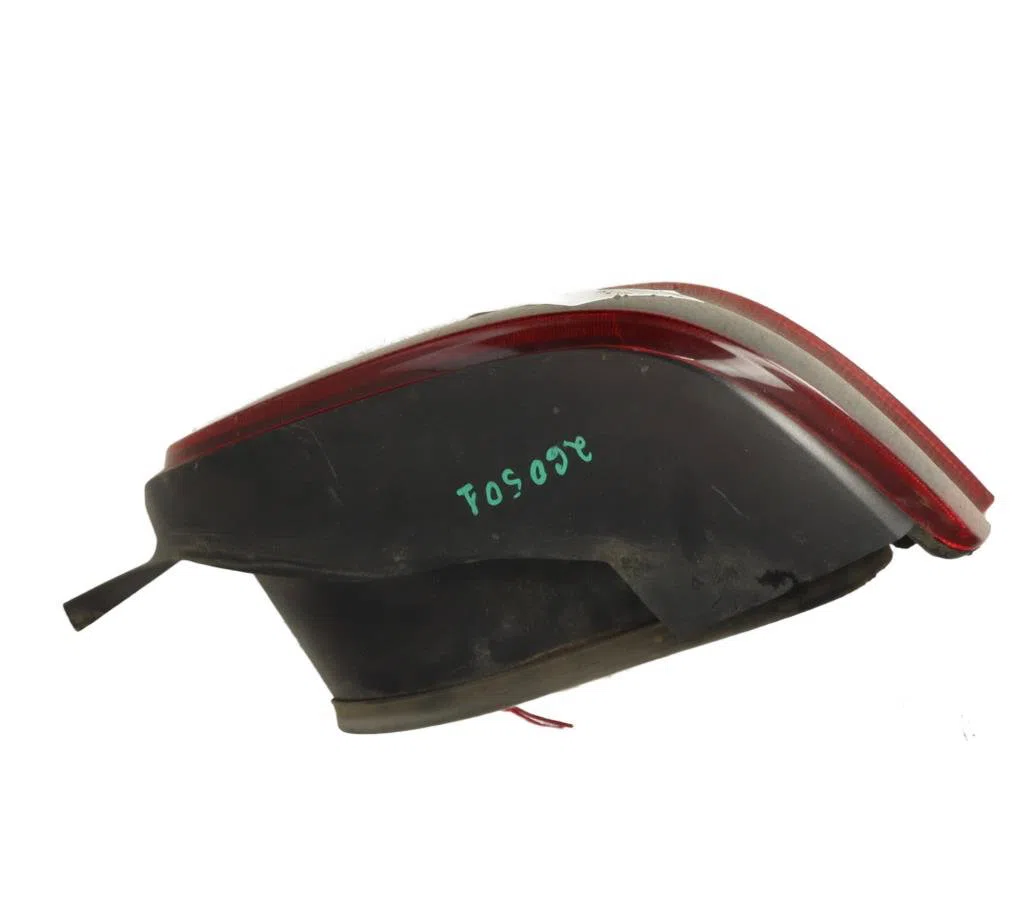 Feu arrière gauche Citroen SAXO (S0, S1) 1.0 x (1996-1998) occasion