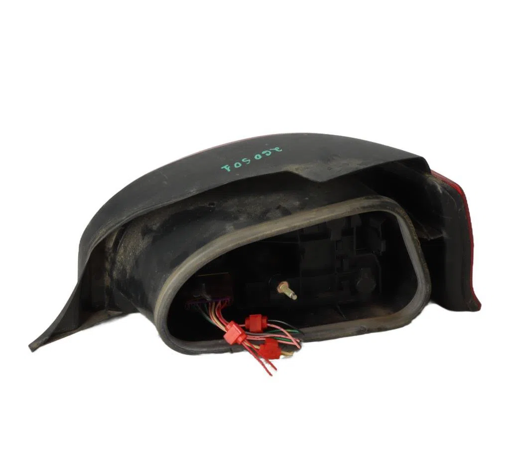 Feu arrière gauche Citroen SAXO (S0, S1) 1.0 x (1996-1998) occasion