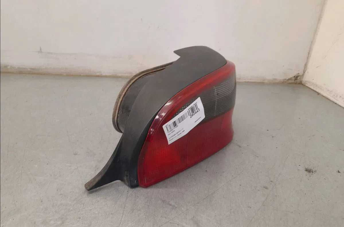 Feu arrière gauche Citroen SAXO (S0, S1) 1.1 x, sx (1996-2003) 5 portes occasion