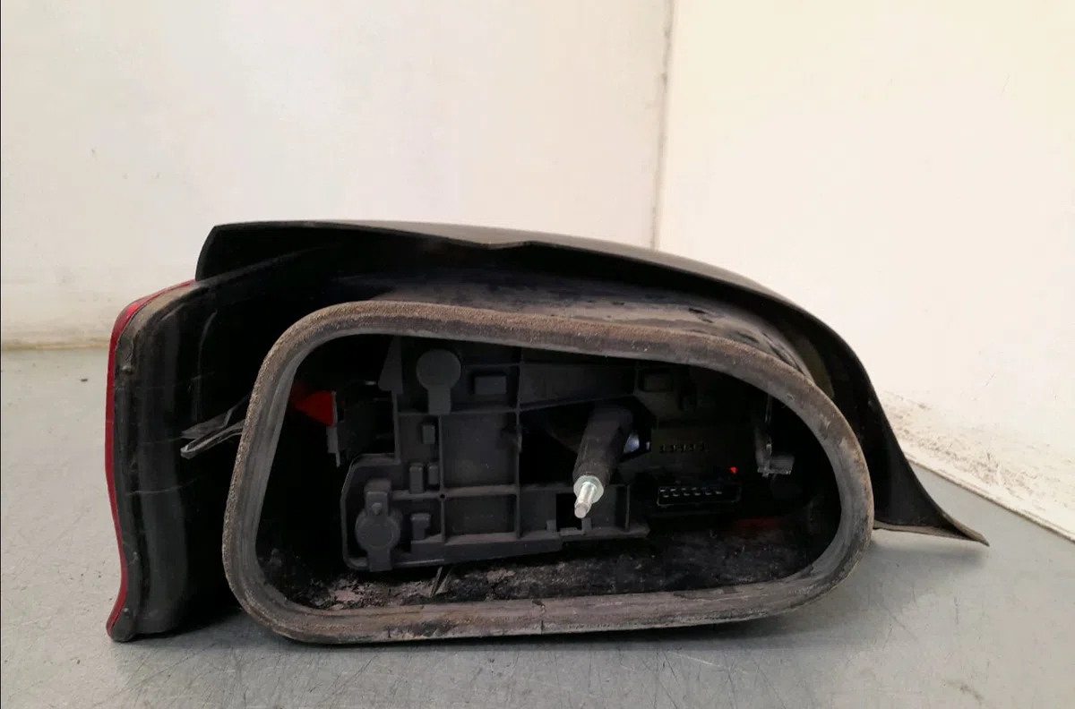 Feu arrière gauche Citroen SAXO (S0, S1) 1.1 x, sx (1996-2003) 5 portes occasion