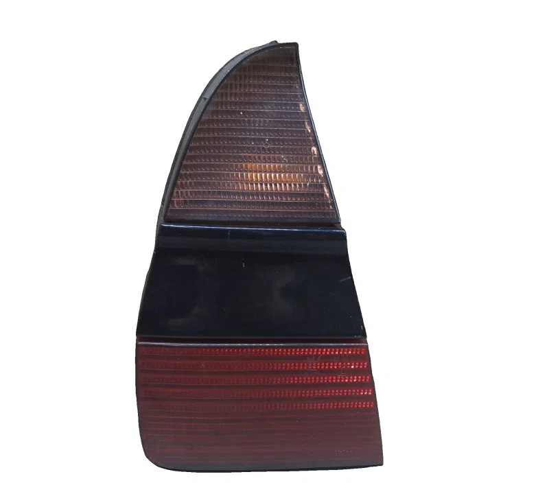 FEU ARRIERE GAUCHE CITROEN XM 95652973