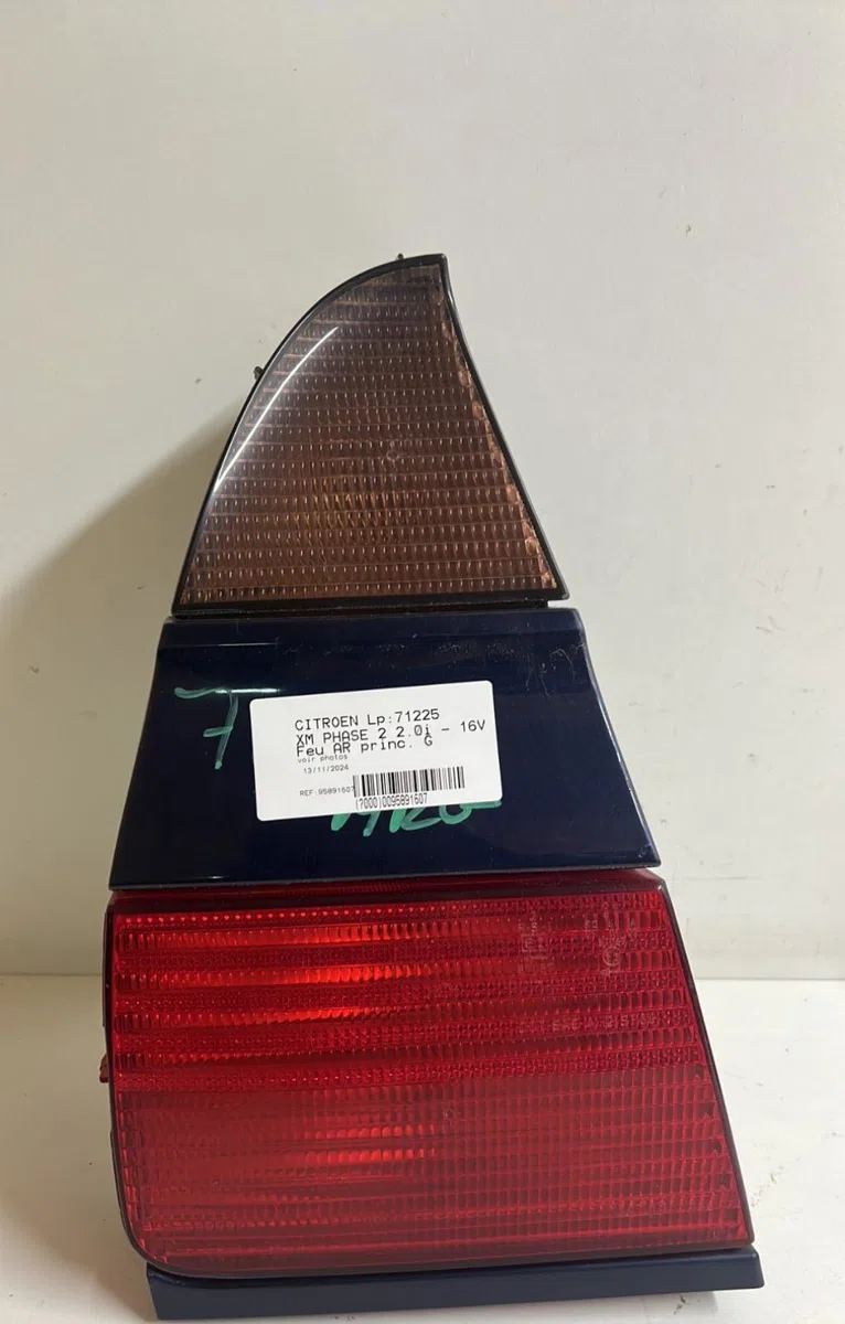 Feu arrière gauche Citroen XM (Y4) 2.0 i 16v (1994-2000) occasion