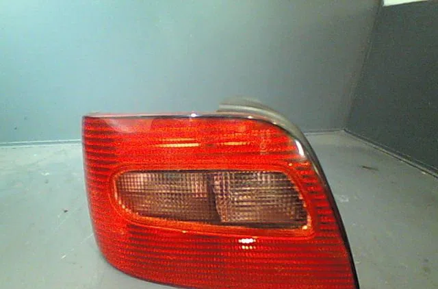 Feu arrière gauche Citroën XSARA (N1) 1.4 i (1997-2005) occasion