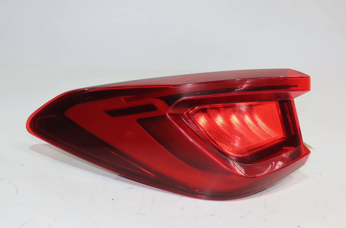 Feu arrière gauche Cupra LEON (KL1) 2.0 tsi (2021) occasion