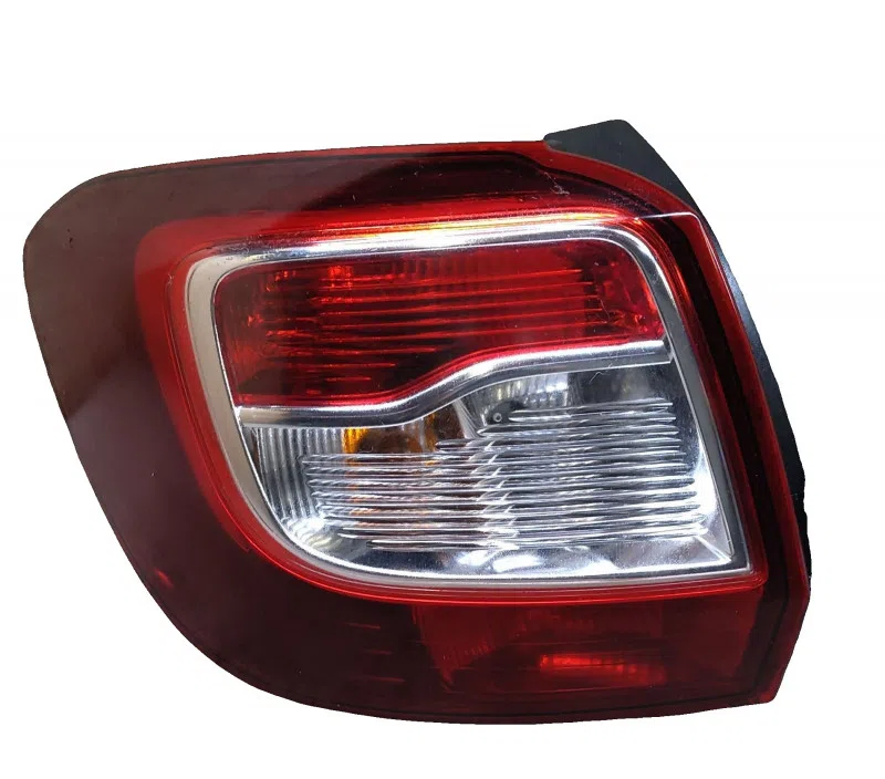 FEU ARRIERE GAUCHE DACIA SANDERO 265500465R