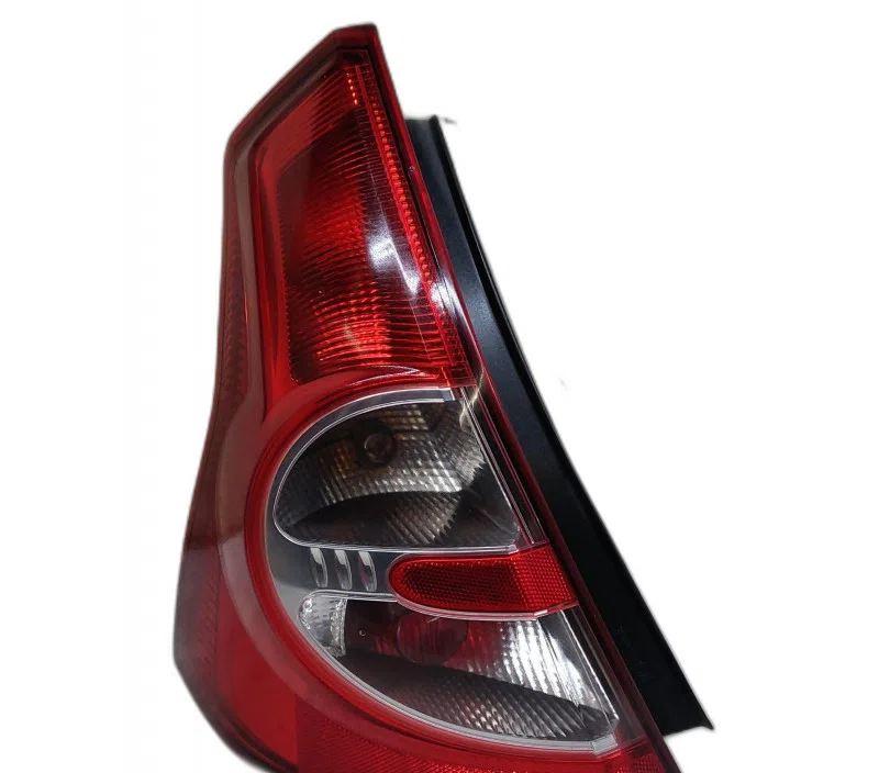 FEU ARRIERE GAUCHE DACIA SANDERO 6001551384