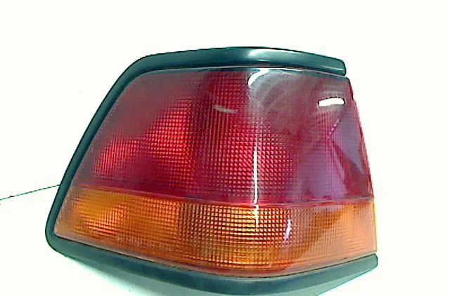 Feu arrière gauche DAEWOO ESPERO occasion