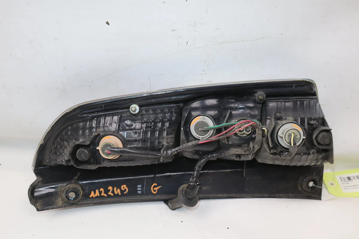 Feu arrière gauche Daihatsu SIRION (M3_) 1.0 (2005-2013) occasion