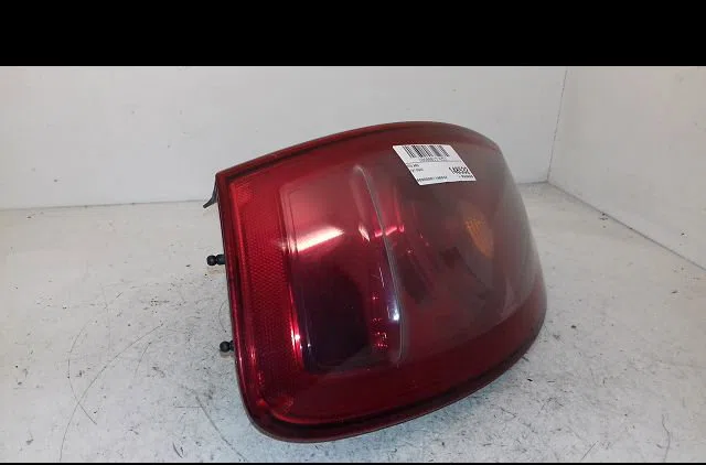 Feu arrière gauche Fiat BRAVO II (198_) 1.9 d multijet (198axb1a) (2007-2014) occasion