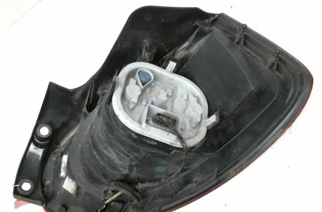 Feu arrière gauche Fiat BRAVO II (198_) 2.0 d multijet (198axn1b) (2008-2014) occasion