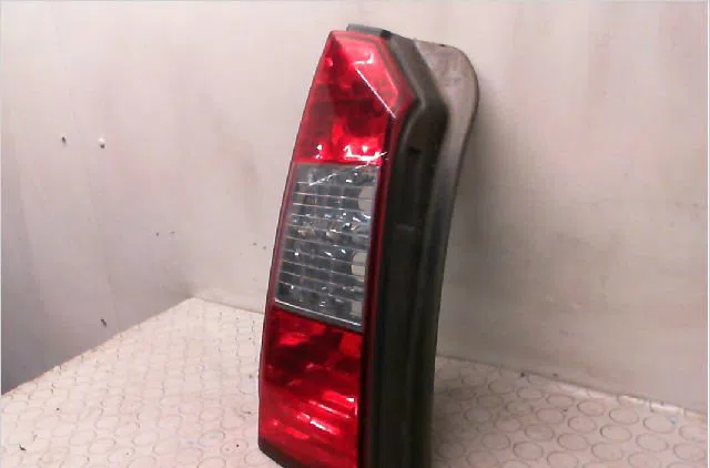 Feu arrière gauche Fiat IDEA (350_) 1.3 d multijet (2004) occasion