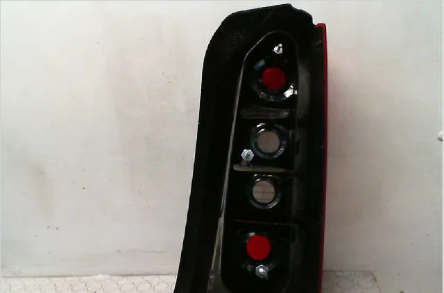 Feu arrière gauche Fiat IDEA (350_) 1.3 d multijet (2004) occasion