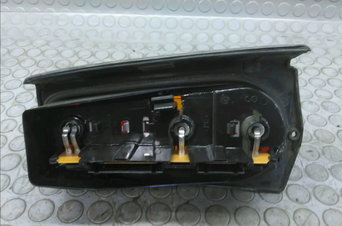 Feu arrière gauche Fiat PANDA (141_) 1100 (1991-1999) occasion