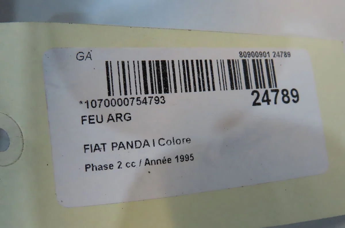 Feu arrière gauche FIAT PANDA I 1995 occasion
