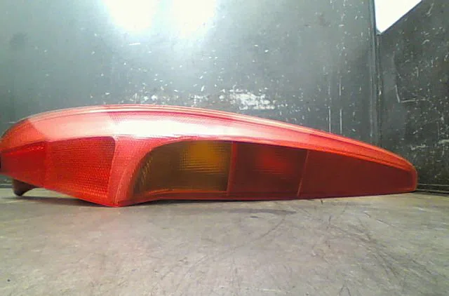 Feu arrière gauche Fiat PUNTO (188_) 1.9 jtd (2001-2012) occasion