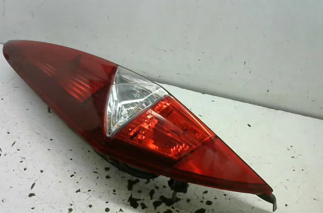 Feu arrière gauche Fiat PUNTO (188_) 1.9 jtd (2001-2012) occasion