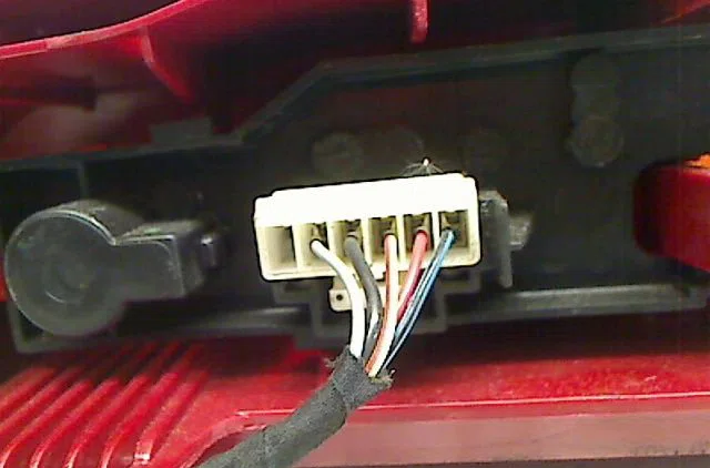 Feu arrière gauche Fiat SEICENTO - 600 (187_) 0.9 (187axa, 187axa1a) (1997-2008) occasion