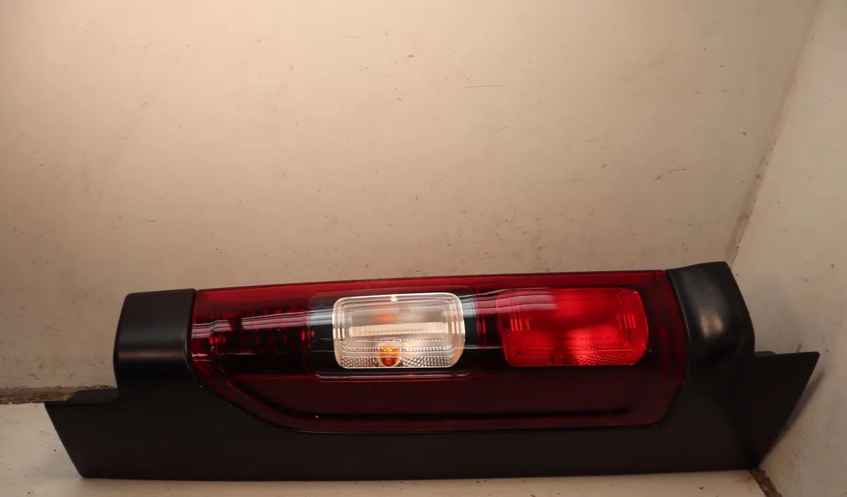 Feu arrière gauche Fiat TALENTO Camionnette (296_) 2.0 ecojet (2019) occasion