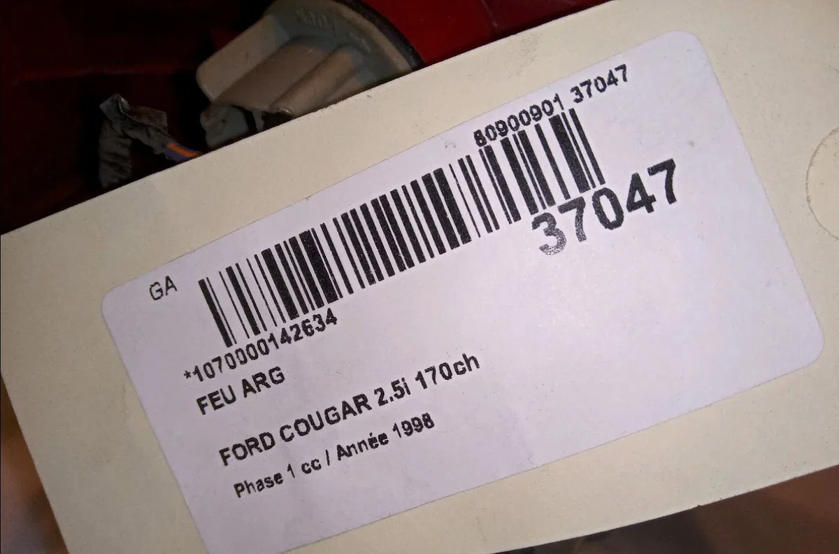Feu arrière gauche Ford COUGAR (EC_) 2.5 v6 24v (1998-2001) occasion