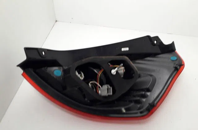 Feu arrière gauche Ford FIESTA VI (CB1, CCN) 1.5 tdci (2012-2017) occasion