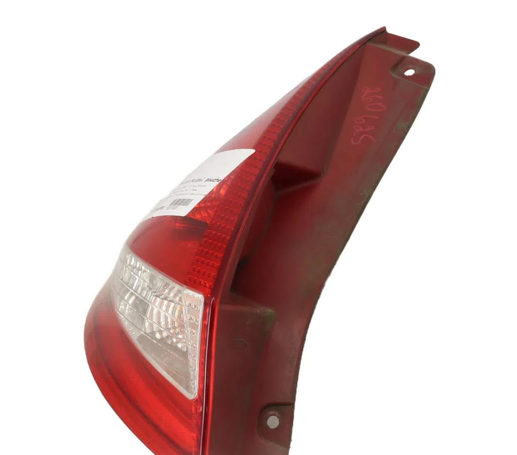 Feu arrière gauche Ford FIESTA VI (CB1, CCN) 1.6 tdci (2008-2012) occasion