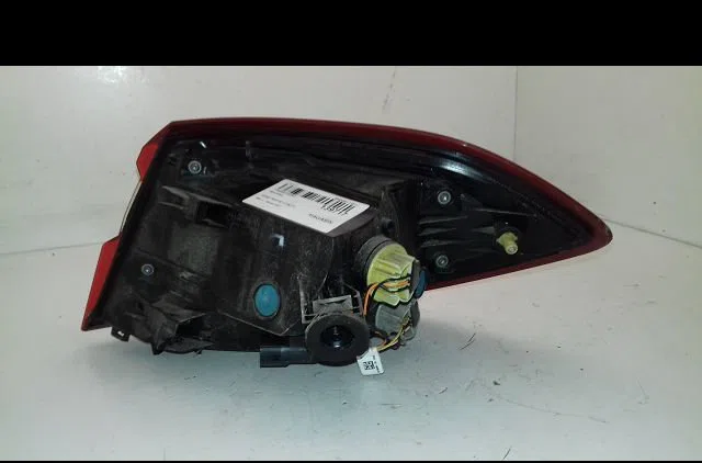 Feu arrière gauche Ford FIESTA VII (HJ, HF) 1.0 ecoboost (2017) occasion