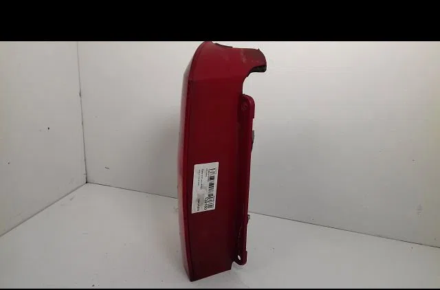 Feu arrière gauche Ford FOCUS I Clipper (DNW) 1.8 tdci (2001-2004) occasion