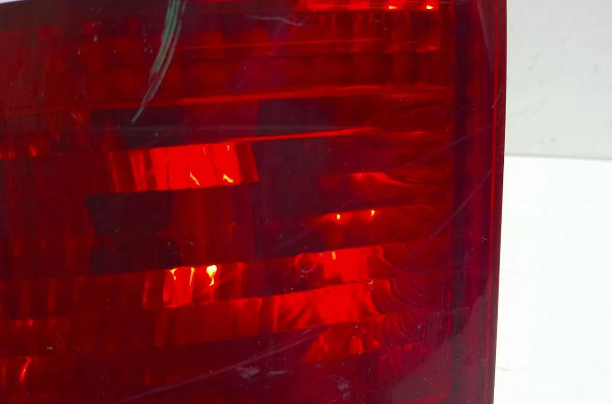 Feu arrière gauche Ford FOCUS I Clipper (DNW) 1.8 tdci (2001-2004) occasion
