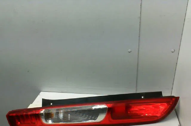 Feu arrière gauche FORD FOCUS II  1.6 TDCI 110ch occasion