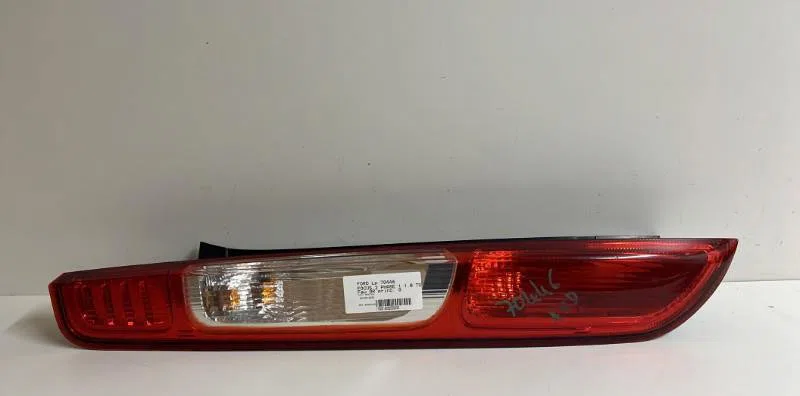 Feu arrière gauche Ford FOCUS II (DA_, HCP, DP) 1.8 tdci (2005-2012) occasion