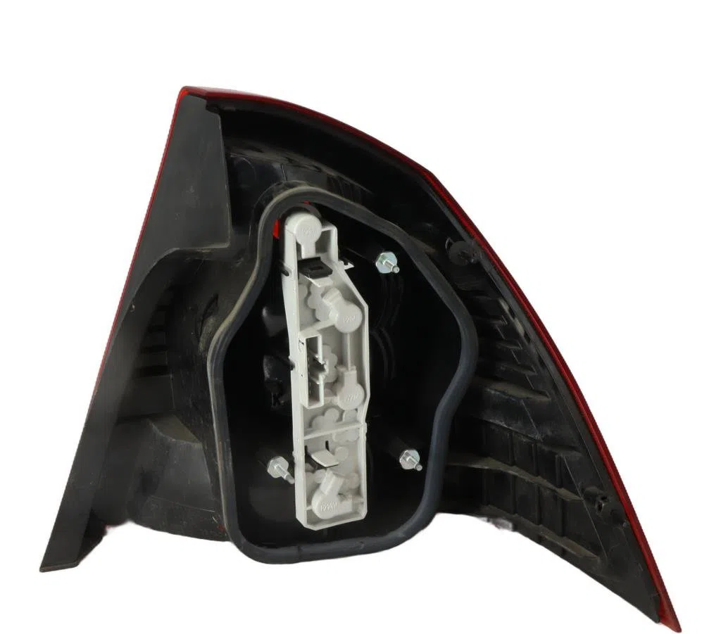 Feu arrière gauche Ford FOCUS II (DA_, HCP, DP) 2.0 (2004-2012) occasion