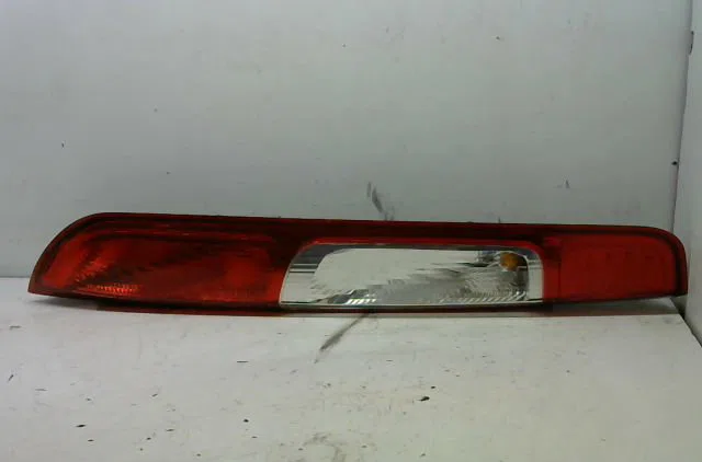 Feu arrière gauche Ford FOCUS II (DA_, HCP, DP) 2.0 (2004-2012) occasion