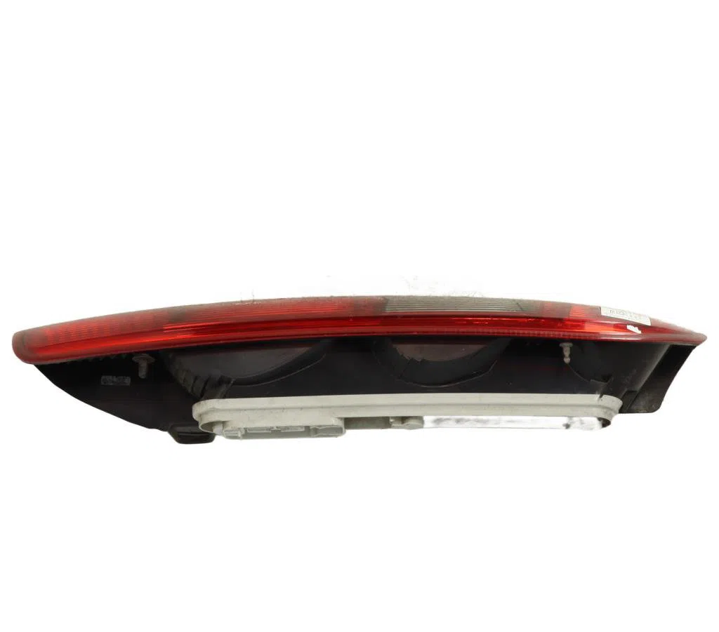 Feu arrière gauche Ford FOCUS II Turnier (DA_, FFS, DS) 1.6 tdci (2004-2012) occasion