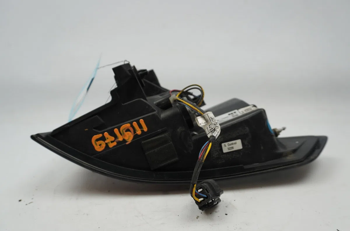 Feu arrière gauche Ford GALAXY III (CK) 2.0 tdci (2015-2018) occasion
