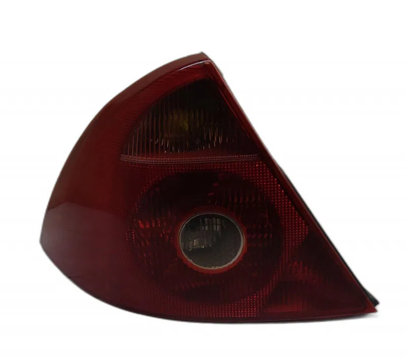 FEU ARRIERE GAUCHE FORD MONDEO 1371861