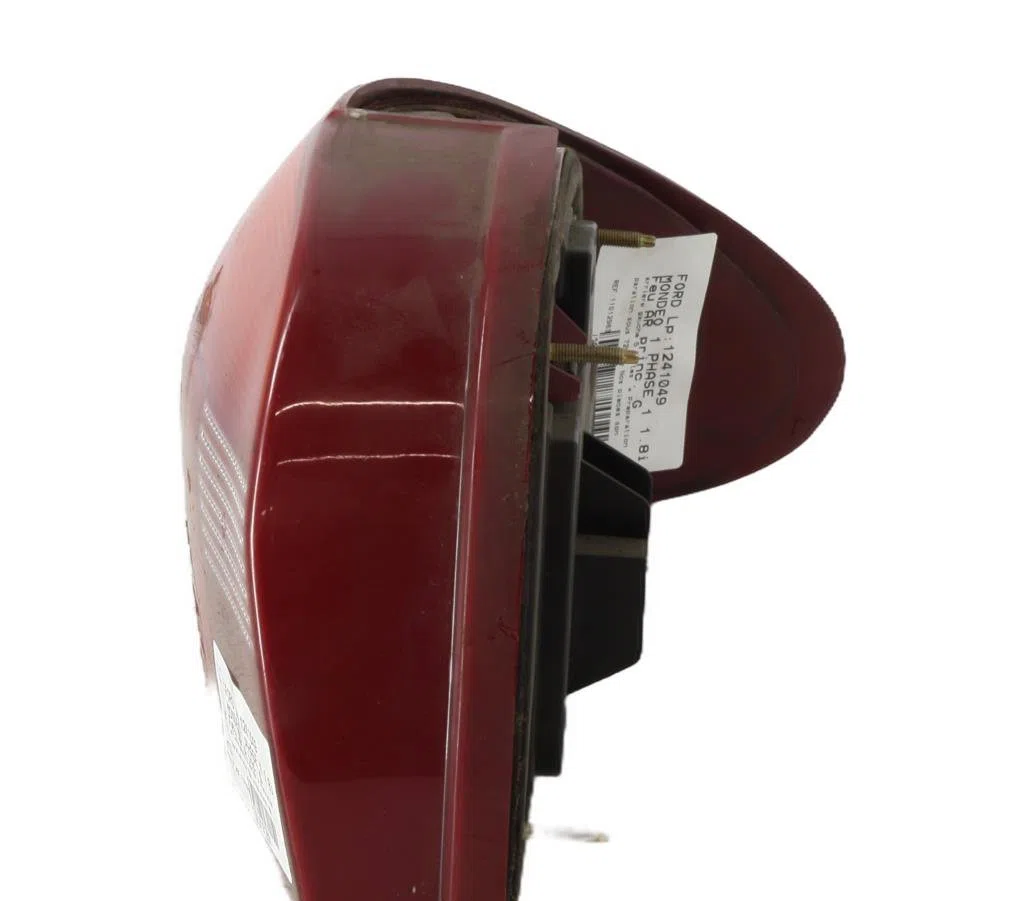 Feu arrière gauche Ford MONDEO I (GBP) 1.8 i 16v (1993-1996) occasion
