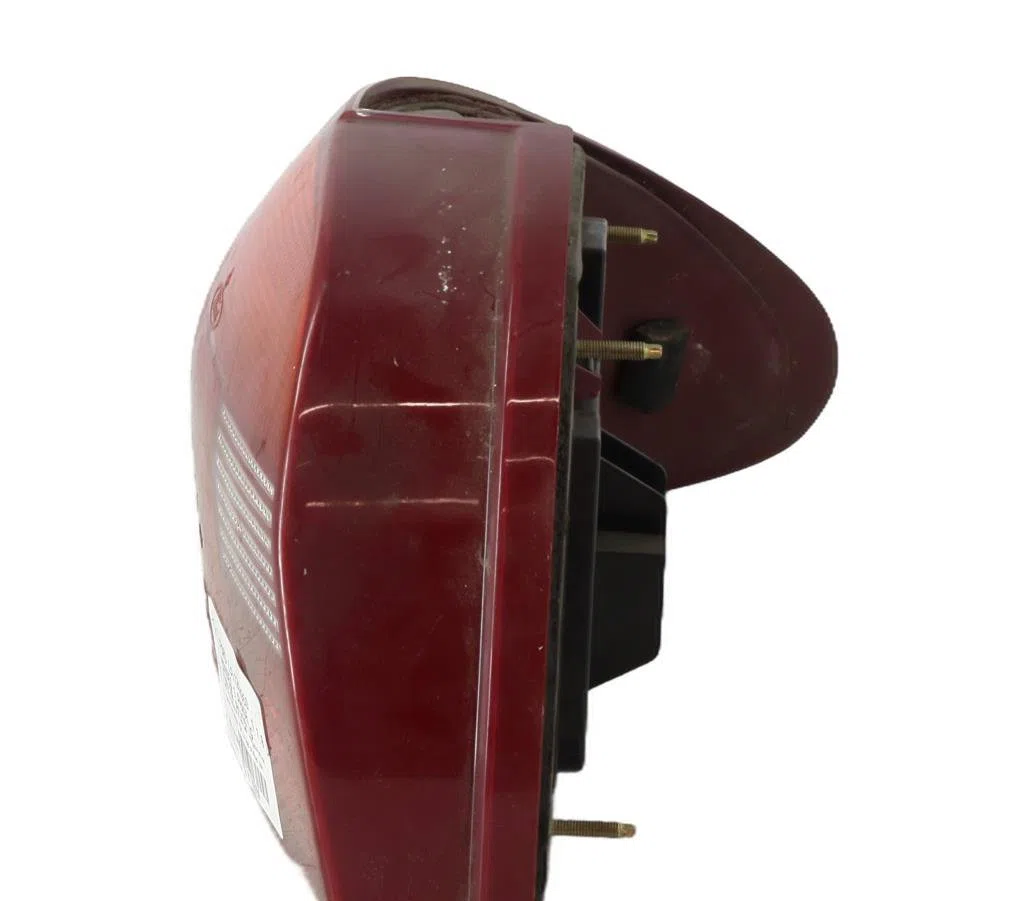 Feu arrière gauche Ford MONDEO I (GBP) 1.8 td (1993-1996) occasion