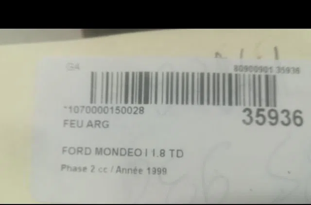 Feu arrière gauche Ford MONDEO II Clipper (BNP) 1.8 td (1996-2000) occasion